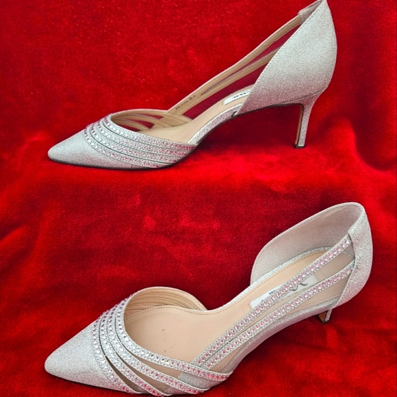 Nina Silver Glitter and Jewel Formal-Evening Heels-Size 8.5 - Picture 4 of 8